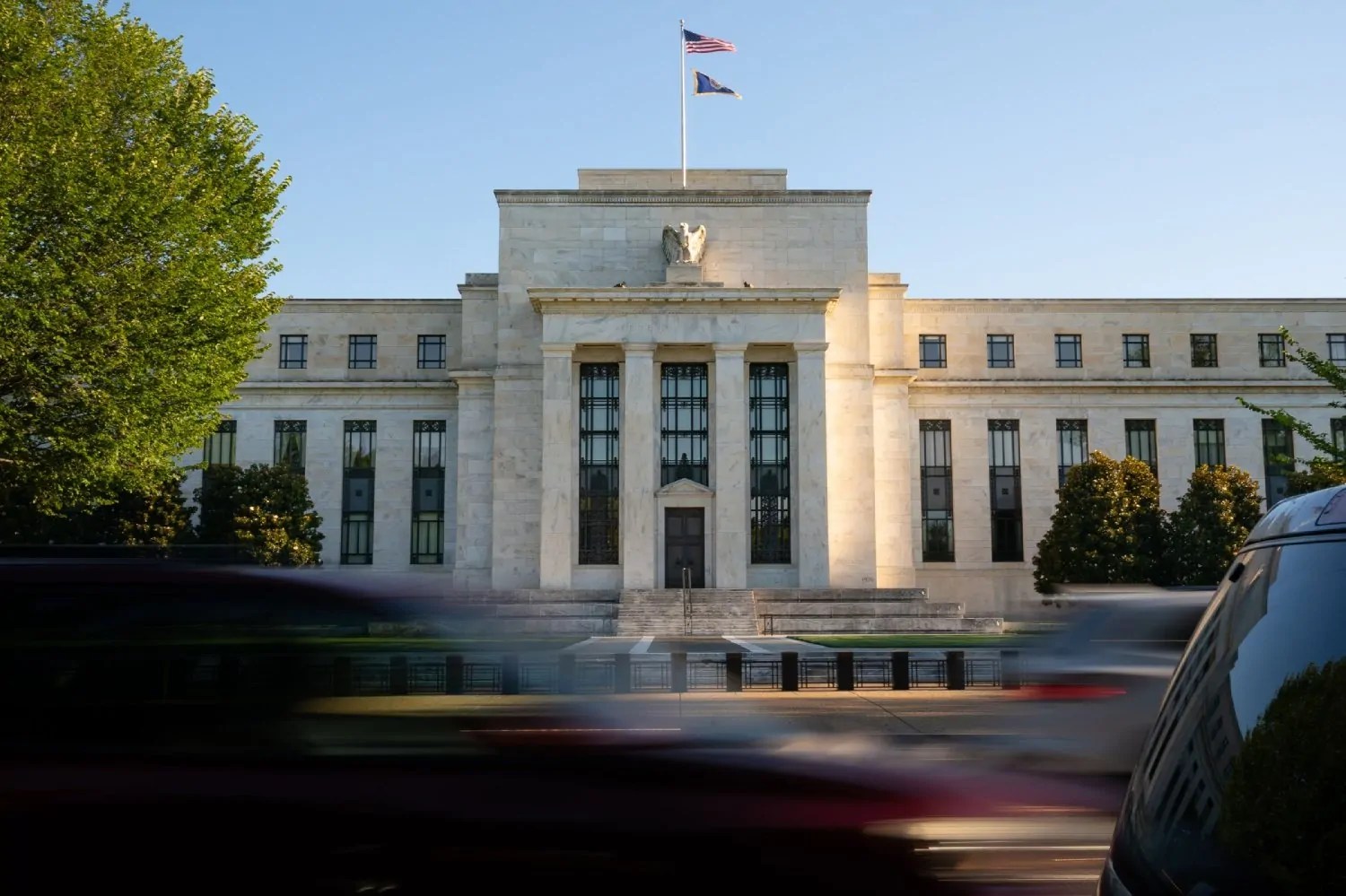 هل ستتأثر أسعار الذهب والدولار عقب قرار الفيدرالي الأميركي بخفض سعر الفائدة خبير يجيب