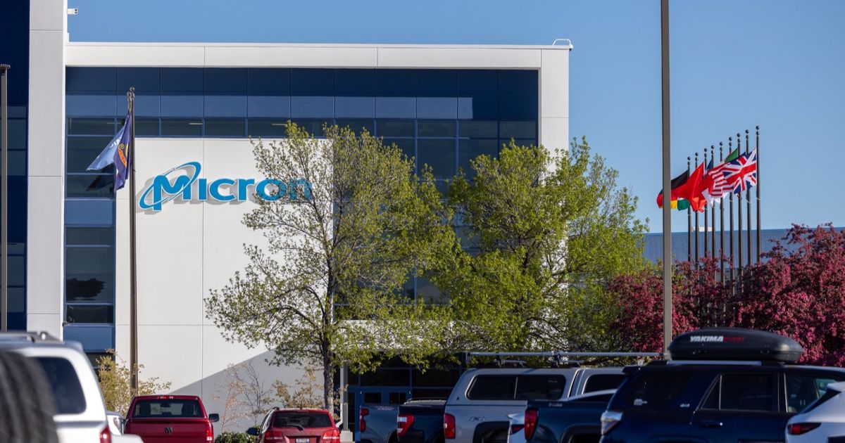 شركات التكنولوجيا التقليدية تتصدر مكاسب سوق الأسهم