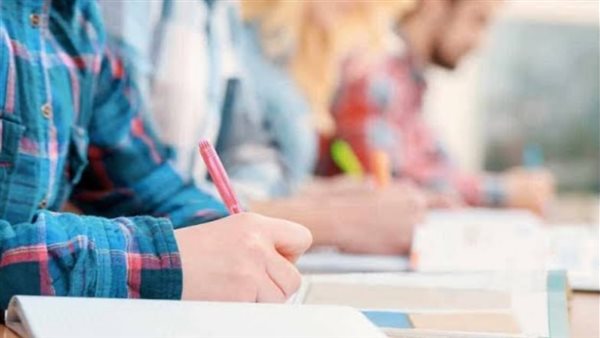 آلية التقييم وتوزيع وحدات منهج الفيزياء للصف الثاني الثانوي 2025
