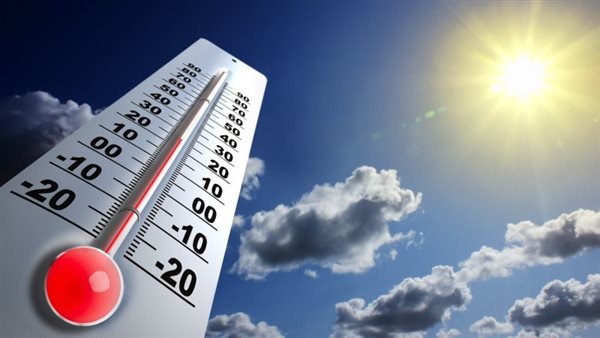 أمطار متفاوتة الشدة واضطراب في حركة الملاحة البحرية بسبب سرعة الرياح