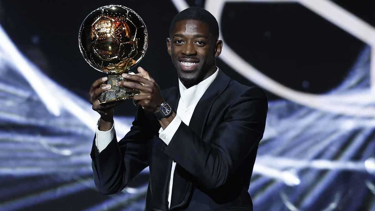 “أمير المدينة أصبح ملكَ العالم”.. جماهير سان جيرمان تحتفي بديمبلي (صورة)