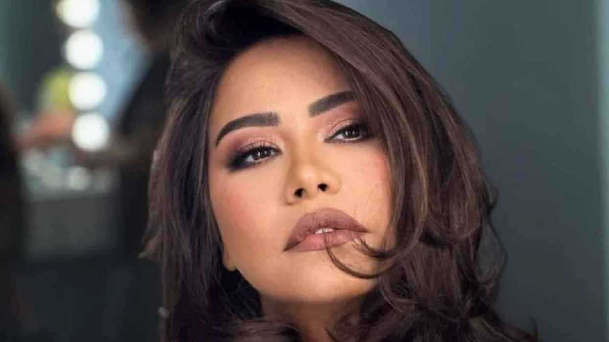 إحالة شيرين للمحاكمة بتهمة السب والقذف