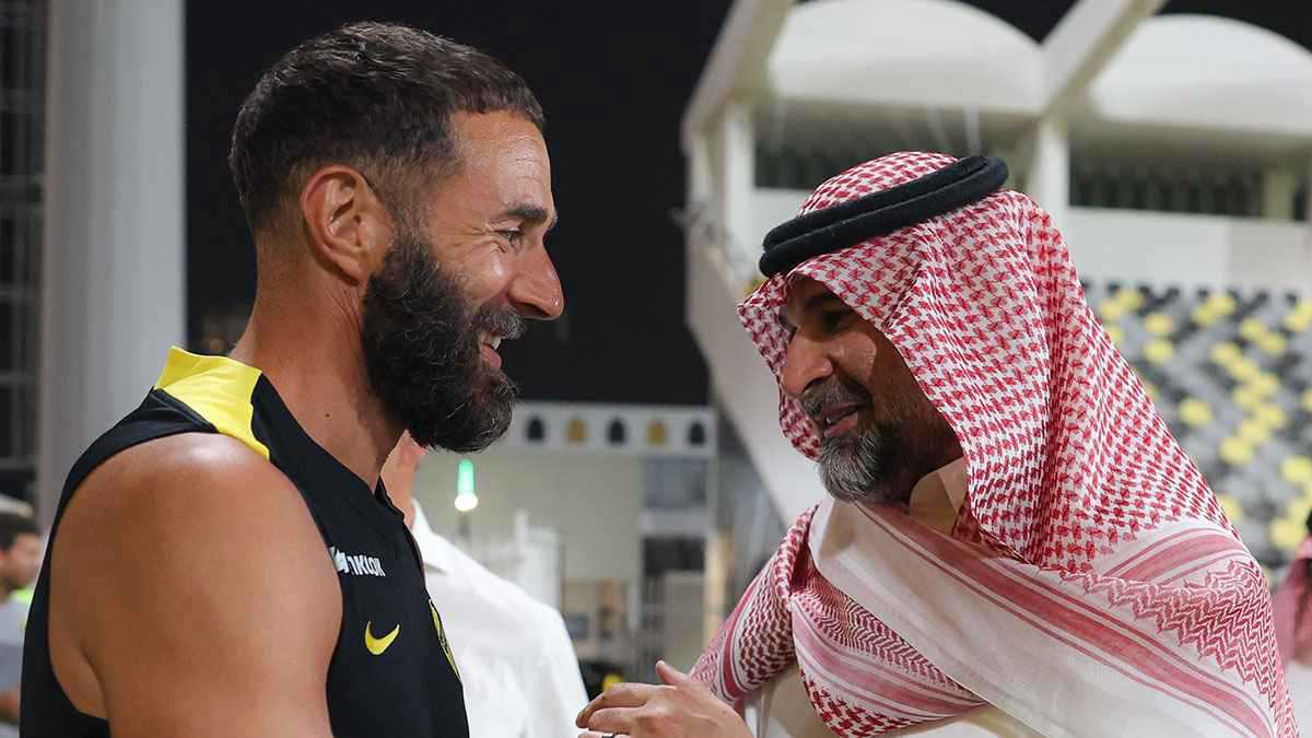 “افتراء كبير”.. فهد سندي يدافع عن كريم بنزيما بعد إقالة لوران بلان