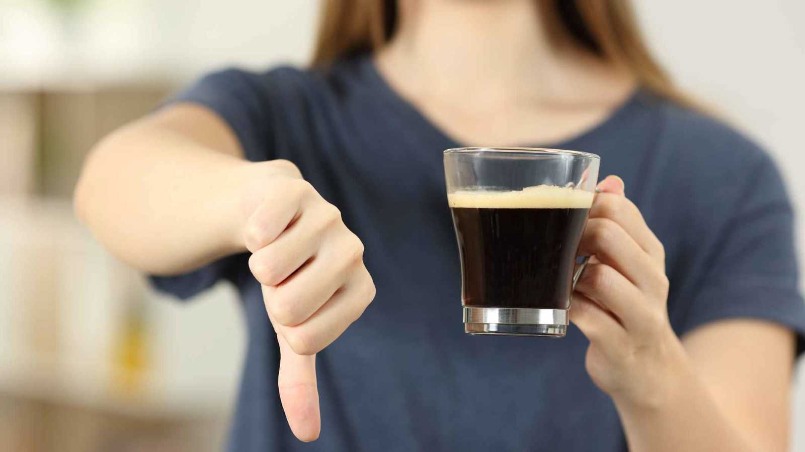 بلا كافيين ولا يقظة”.. القهوة في مصر بين “أخذ وردّ