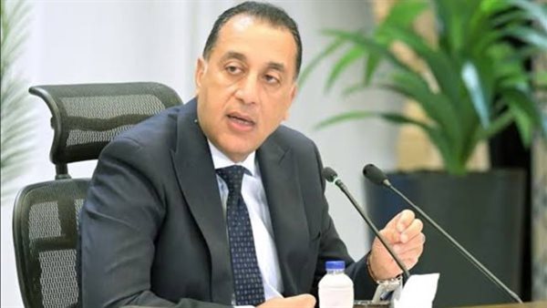 رئيس الوزراء يتابع الموقف التنفيذي لمشروعات القطار الكهربائي السريع والمونوريل