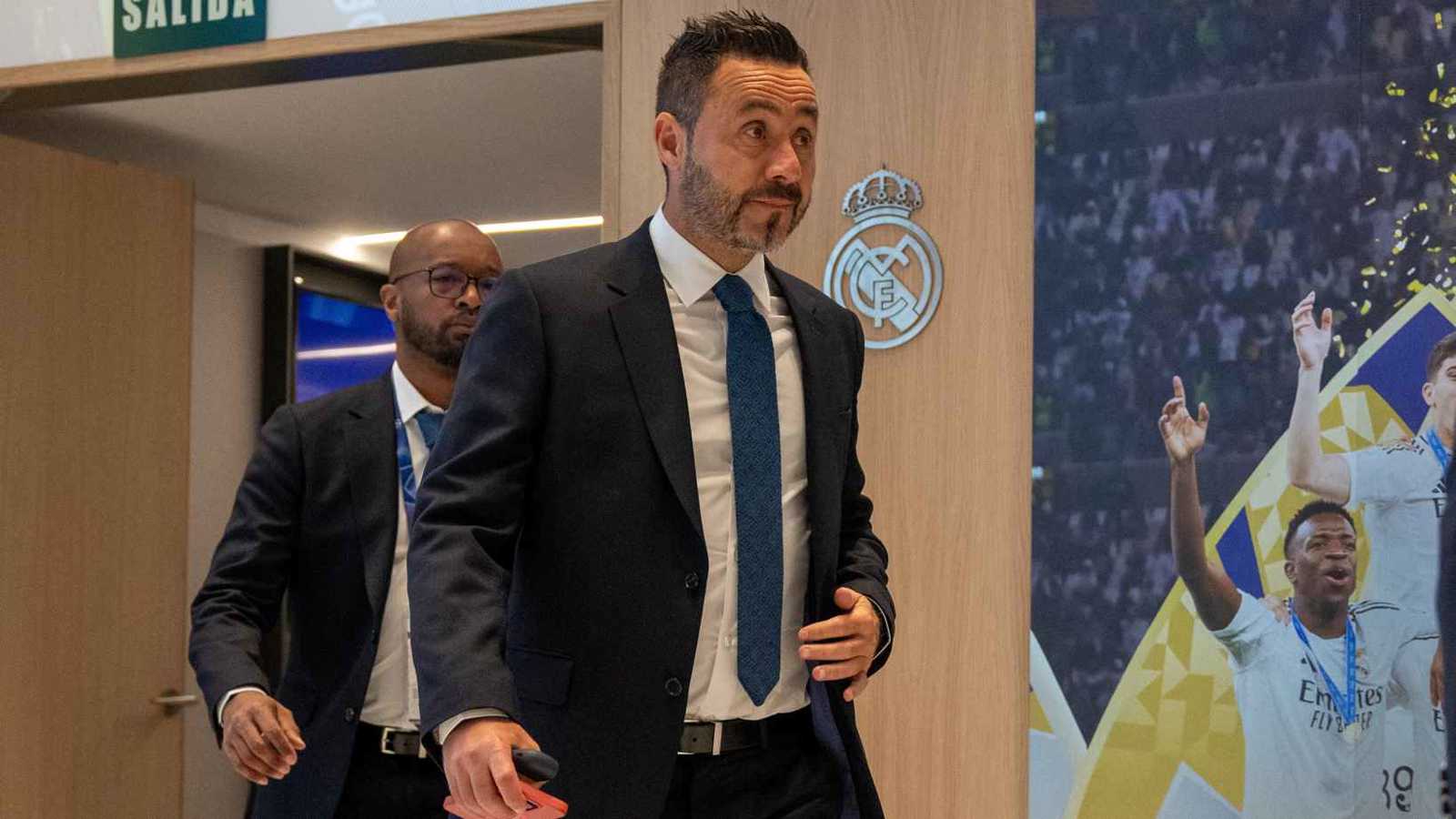 رسميا.. الكشف عن عقوبة مدرب مارسيليا بعد مشادة مع حكم مباراة سان جيرمان