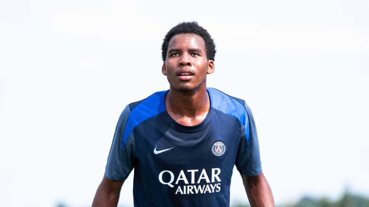 رسميا.. موهبة باريس سان جيرمان يختار الدفاع عن ألوان منتخب تونس