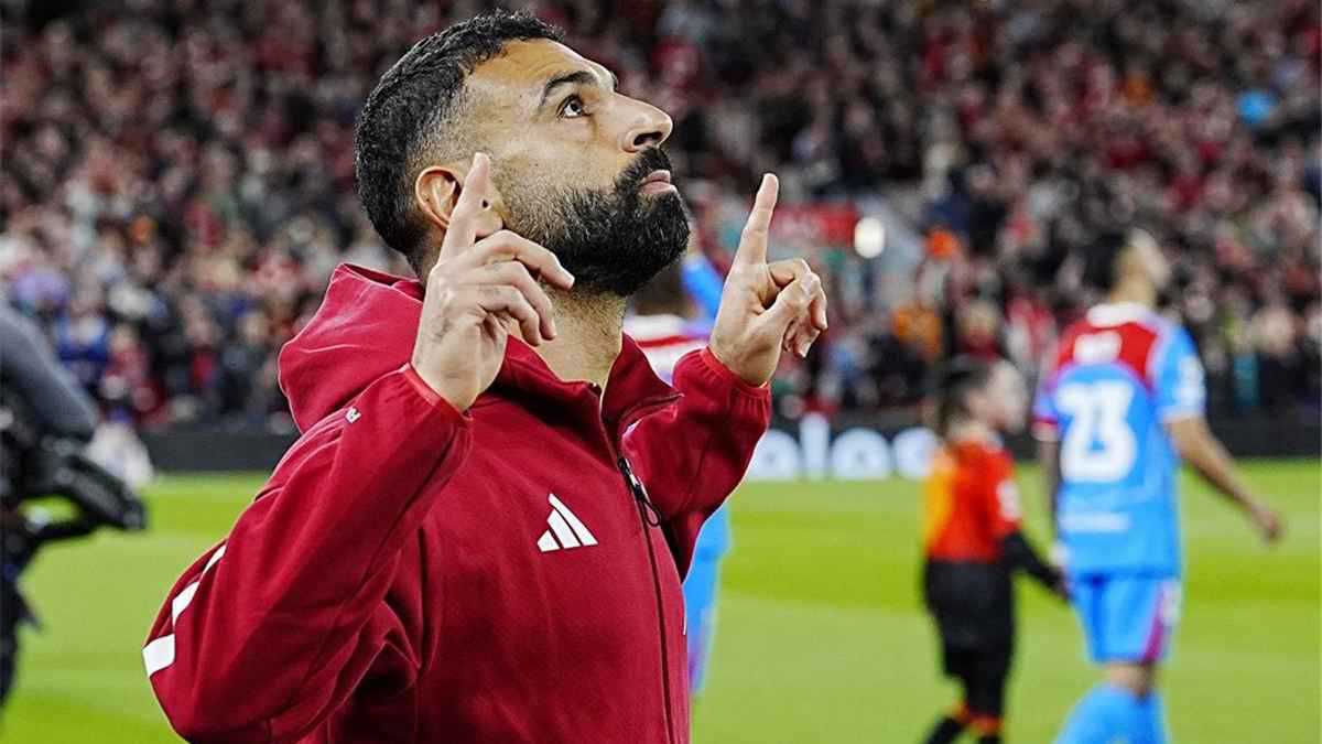 غاضب بشدة.. رد فعل محمد صلاح بعد خسارته جائزة الكرة الذهبية