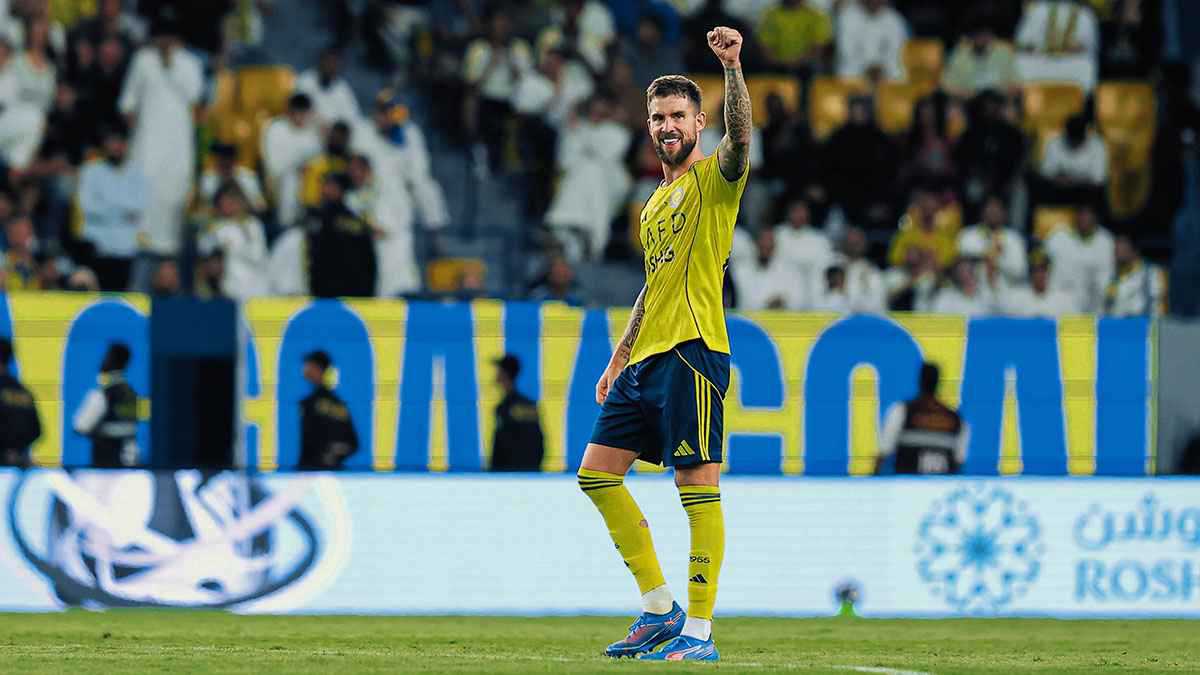 فقد احترامنا.. حقيقة انتقادات ديكو لنجم النصر السعودي