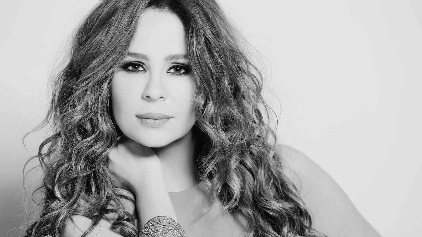 لماذا لم “تبك” كارول سماحة عند وفاة زوجها؟ (فيديو)