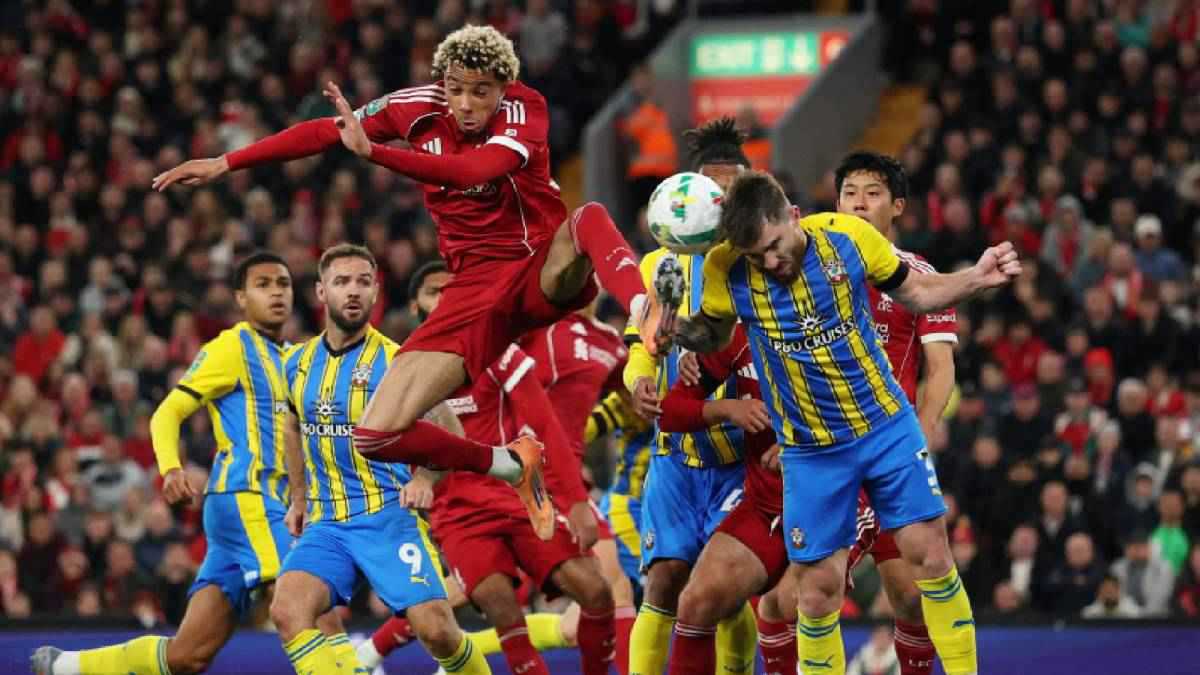 ليفربول وتشيلسي يتجنّبان الخروج المبكر من كأس الرابطة الإنجليزية (فيديو)