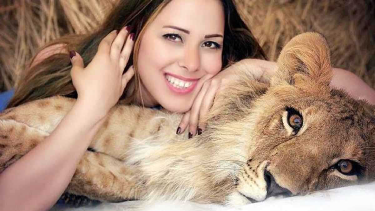 محاولة صلح فاشلة تضع “مدربة الأسود” في مأزق