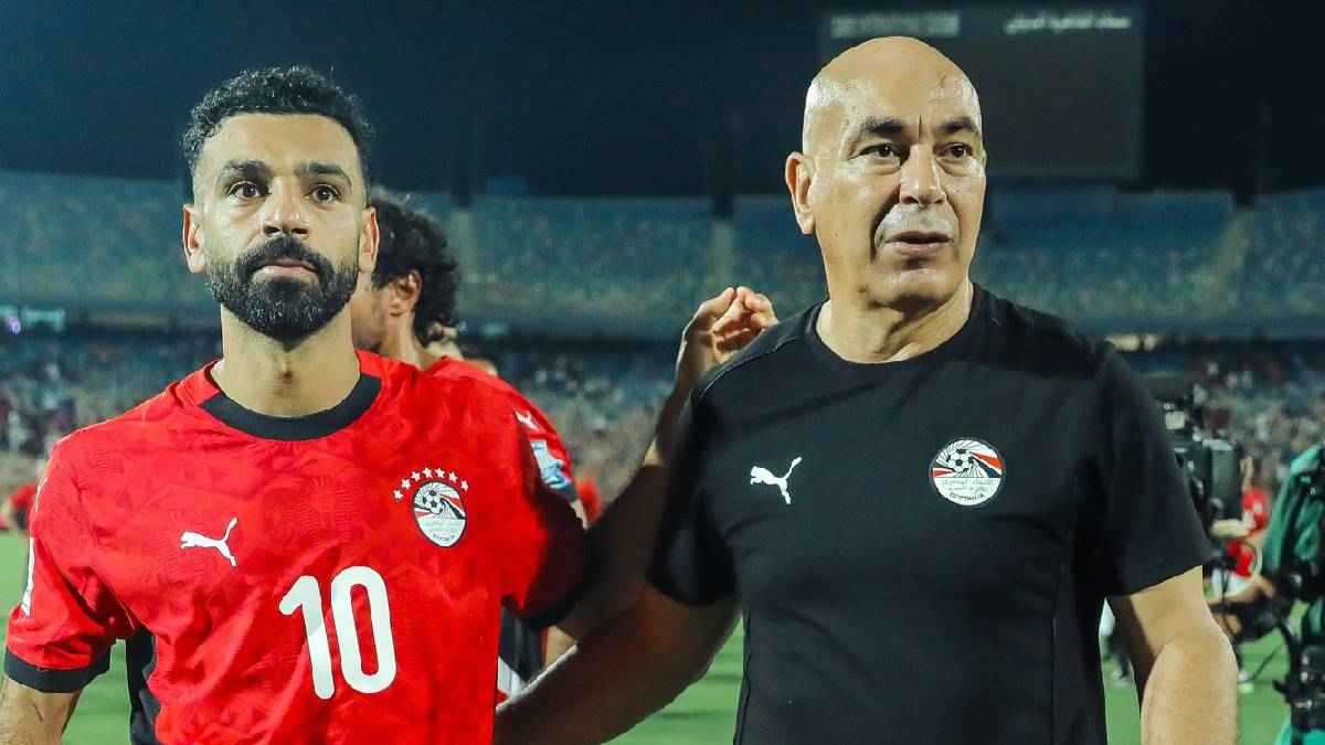 محمد صلاح كاد يعتزل دولياً.. حسام حسن يصطدم بـ” 5 نجوم” في منتخب مصر