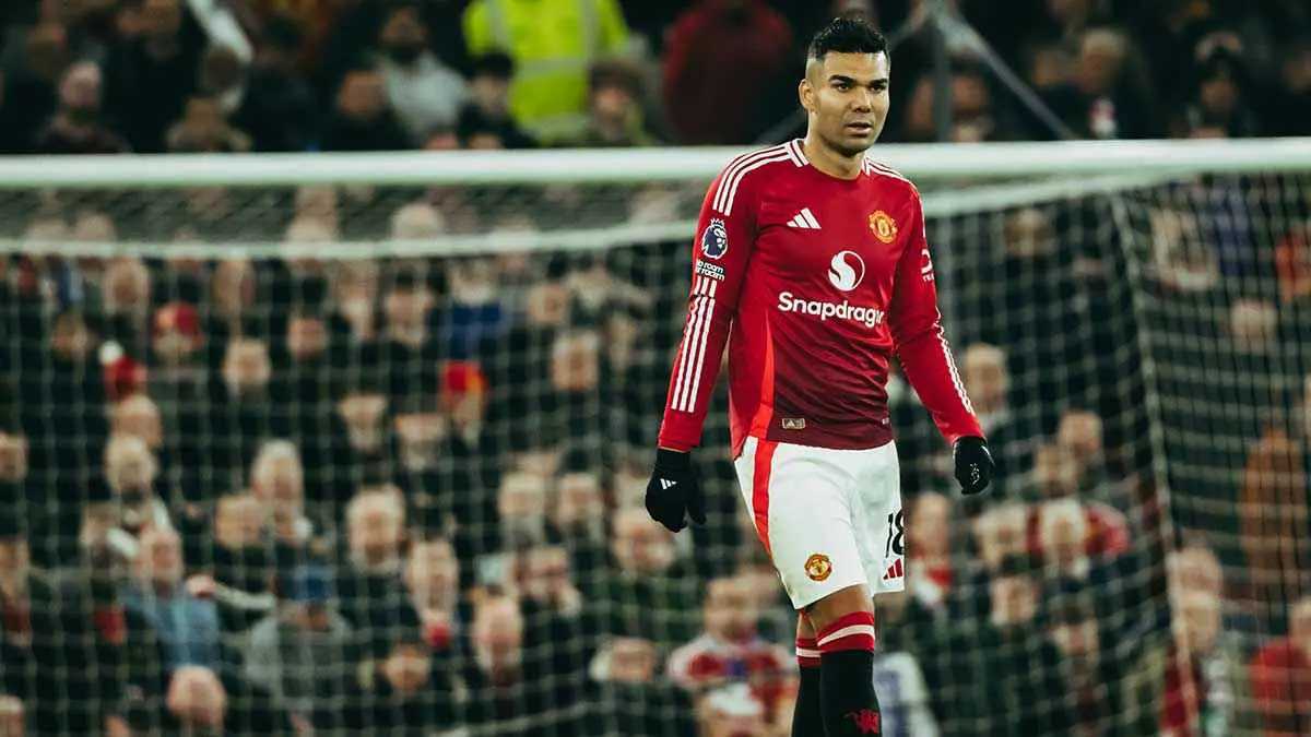 كاسيميرو في مباراة مانشستر يونايتد وتشيلسي