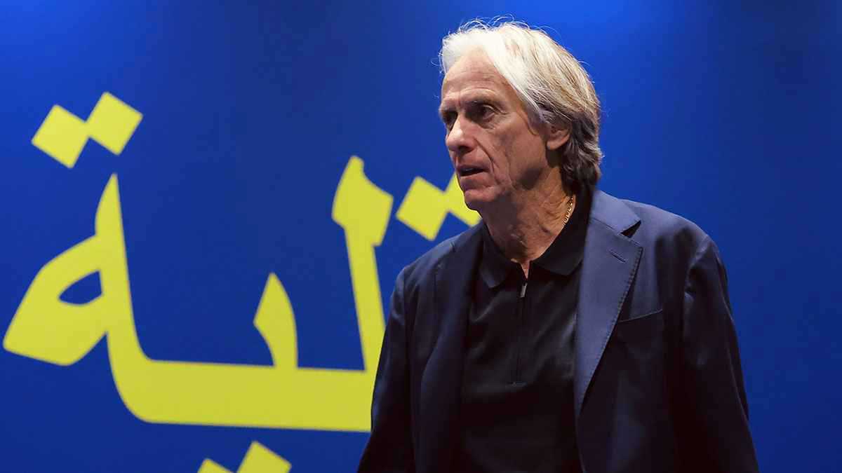 من اللاعب الذي أغضب جيسوس خلال مباراة النصر والخلود؟ (فيديو)