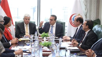 وزيرا الصحة والتعليم العالي  يعقدان الاجتماع الأول للجنة التنسيقية الدائمة لتوحيد وتنسيق الرؤى بين المستشفيات التابعة للوزارتين