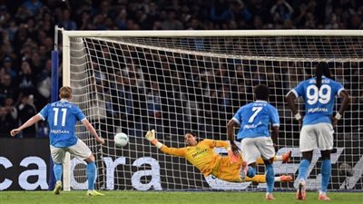 دي بروين يسجل ويصاب بشكل غريب: نابولي يفوز على إنتر ميلان (1/3) ويصعد لصدارة الدوري الإيطالي بشكل مؤقت