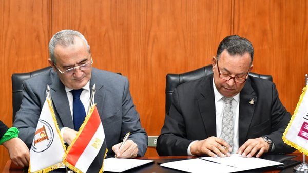 توقيع بروتوكول تعاون بين هيئة المستشفيات والمعاهد التعليمية وجامعة المنصورة الجديدة لتدريب طلاب الطب