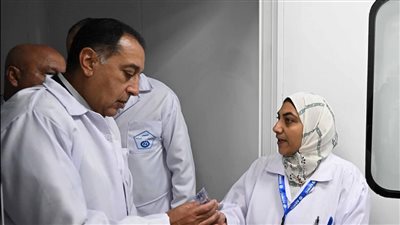 رئيس الوزراء يتفقد مصانع الأدوية المتطورة بشركة النصر للكيماويات الدوائية بالقليوبية