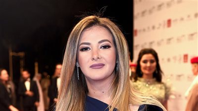 دنيا سمير غانم توجه رسالة شكرا لـ تامر حسني ونقابة المهن التمثيلية بعد احتفالية تكريم رموز المسرح
