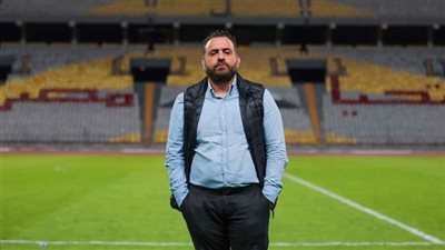 الزمالك ينفي رحيل جون إدوارد: لا نية لإنهاء تجربة المدير الرياضي
