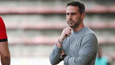 نجم المقاولون السابق: استمرار فيريرا في الزمالك خسارة كبيرة والفارق مع الأهلي قد يصل إلى 20 نقطة