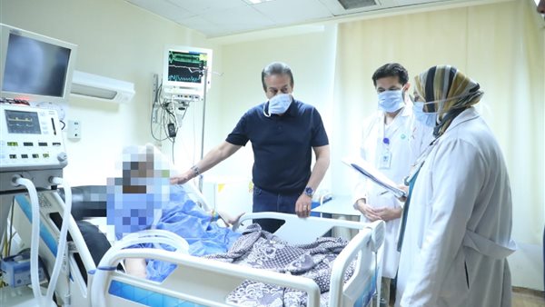 نائب رئيس مجلس الوزراء يُشيد بجودة الخدمات الصحية ويتابع انتظام العمل