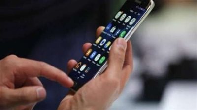 «المالية» لا رسوم على الهواتف العاملة بشبكات أجنبية إلا بعد تفعيل شريحة مصرية