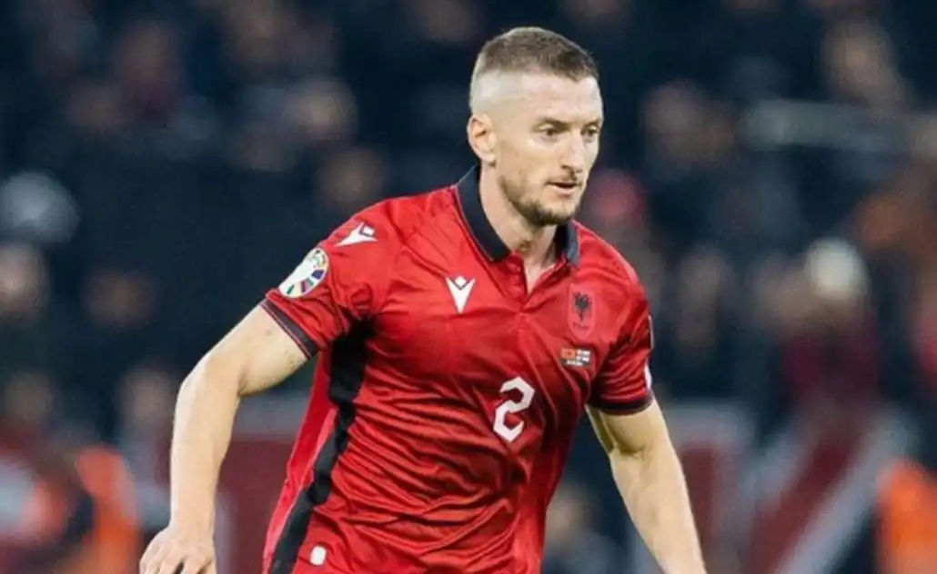 الألباني إيفان باليو