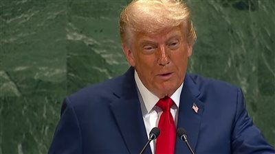 ترامب من شرم الشيخ: السيسي قائد رائع والجيش المصري من الأقوى عالميًا.. وسنوقّع اتفاقًا شاملاً بين حماس وإسرائيل
