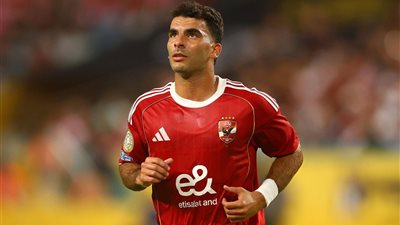 شوبير ينتقد مجلس إدارة نادي الزمالك بسبب أزمته مع زيزو