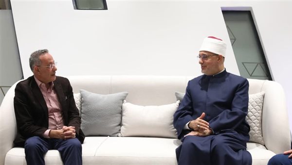 مفتي الجمهورية يلتقي الرئيس التنفيذي للمتحف المصري الكبير لبحث تعزيز التعاون المشترك