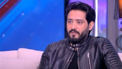 أحمد زعيم يطرح أغنية مابكدبش ويعلق: كانت بتاعة شيرين وقالتلي محدث هيغنيها غيرك