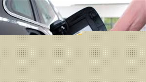 سعر بنزين ٩٢ الآن.. أسعار البنزين والسولار في مصر بعد الزيادة الأخيرة