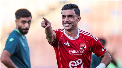 منتصف المباراة: الأهلي يتقدم على الاتحاد السكندري بهدف أشرف بن شرقي في الدوري المصري الممتاز