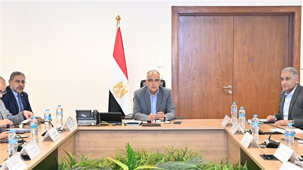استمرار إدارة الموقف المائي بصورة ديناميكية لتحديد التوقيتات المناسبة للتصرفات المائية