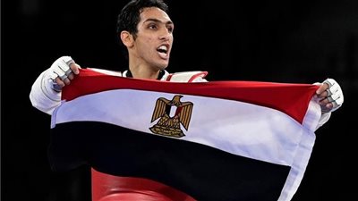 سيف عيسى يتوج بذهبية بطولة العالم للتايكوندو بالصين في إنجاز تاريخي