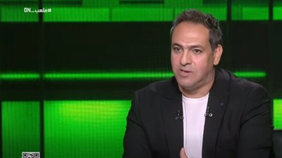 أمير عبد الحميد: محمد الشناوي الأفضل في إفريقيا والمنافسة بين حراس الأهلي الأقوى في مصر