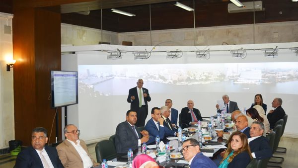 اللجنة القومية لحماية القاهرة التراثية تتابع أعمال تطوير القاهرة الخديوية