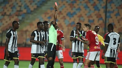 قناة الأهلي تعلن إيقاف جراديشار مباراتين فقط بعد طرده في مباراة إيجل نوار البوروندي