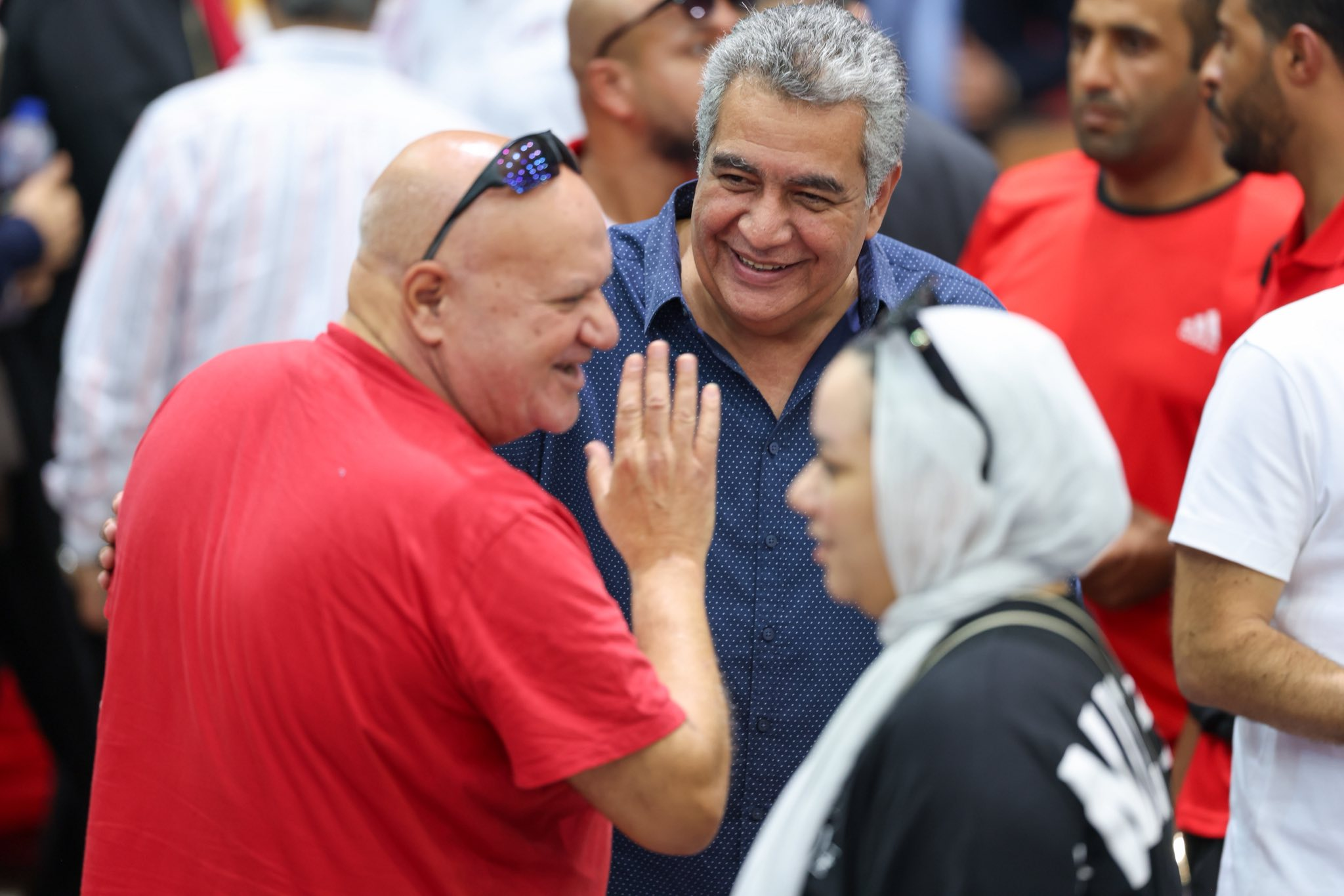 No description available.