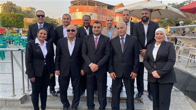 قائمة أحمد الأحمر تتقدم بأوراق الترشح لانتخابات نادي النصر