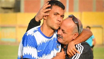 فرحة أب بتسجيل نجله لهدف في القسم الثالث