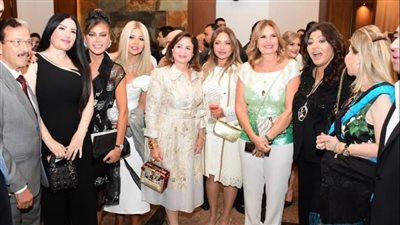 بهذه الكلمات.. هالة صدقي تهنئ هاني رمزي بمناسبة حفل زفاف نجله