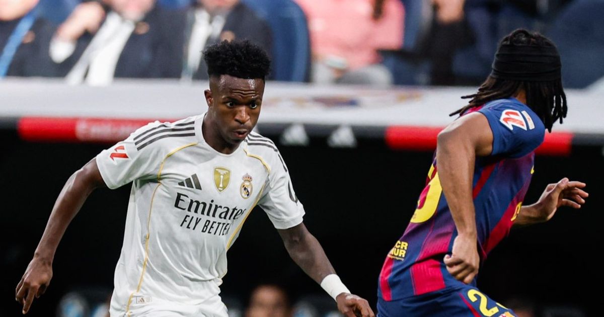 اللاعبون في صف فينيسيوس.. والريال في ورطة بسبب الأنانية