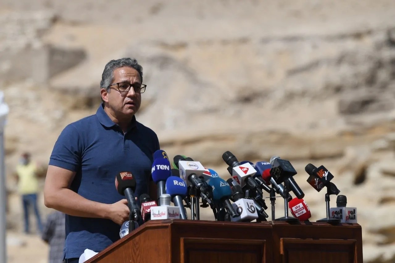 تفاصيل فوز الدكتور خالد العناني المصري بمنصب المدير العام لليونسكو
