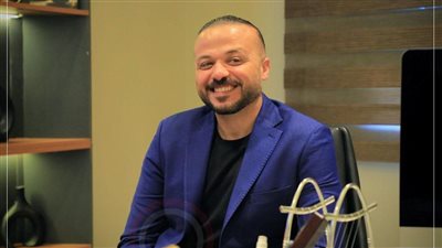“ويستمر المشوار مع النادي الأهلي”.. محمد الجارحي يوجه رسالة شكر لـ الخطيب بعد تجديد الثقة فيه