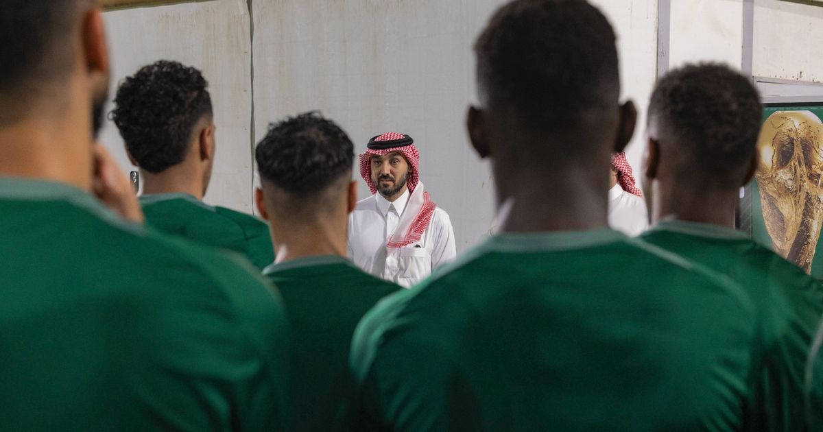 احتضان رسمي للمنتخب السعودي قبل المواجهة الحاسمة ضد العراق
