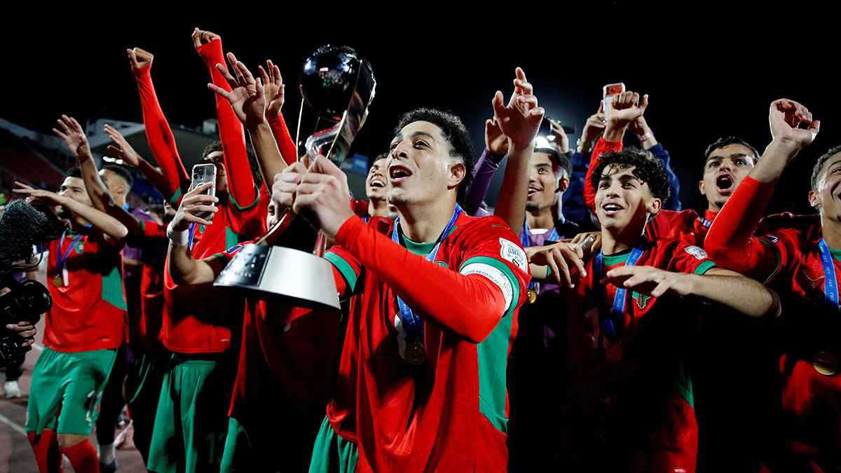 4 أسباب رئيسية.. كيف وصلت منتخبات المغرب إلى منصات التتويج العالمية؟