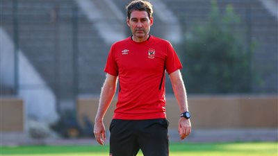 زي النهاردة.. الأهلي يُعين بيتسو موسيماني لتدريب الفريق خلفًا لفايلر